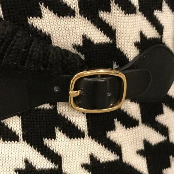 Calvin Klein long sleeve v-neck houndstooth print Sweater Dress - Picture 4 of 14